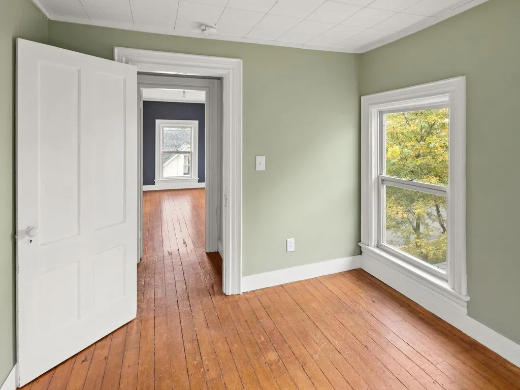 8 East Street Vergennes VT 05491