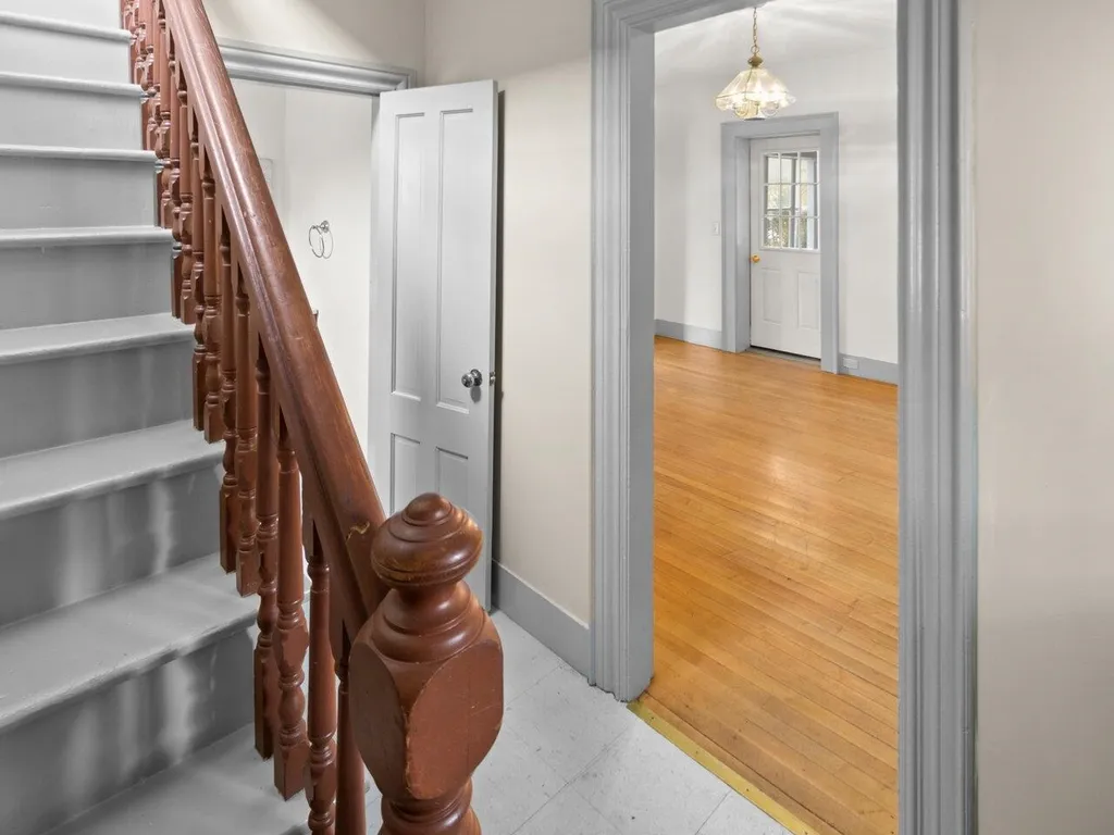8 East Street Vergennes VT 05491