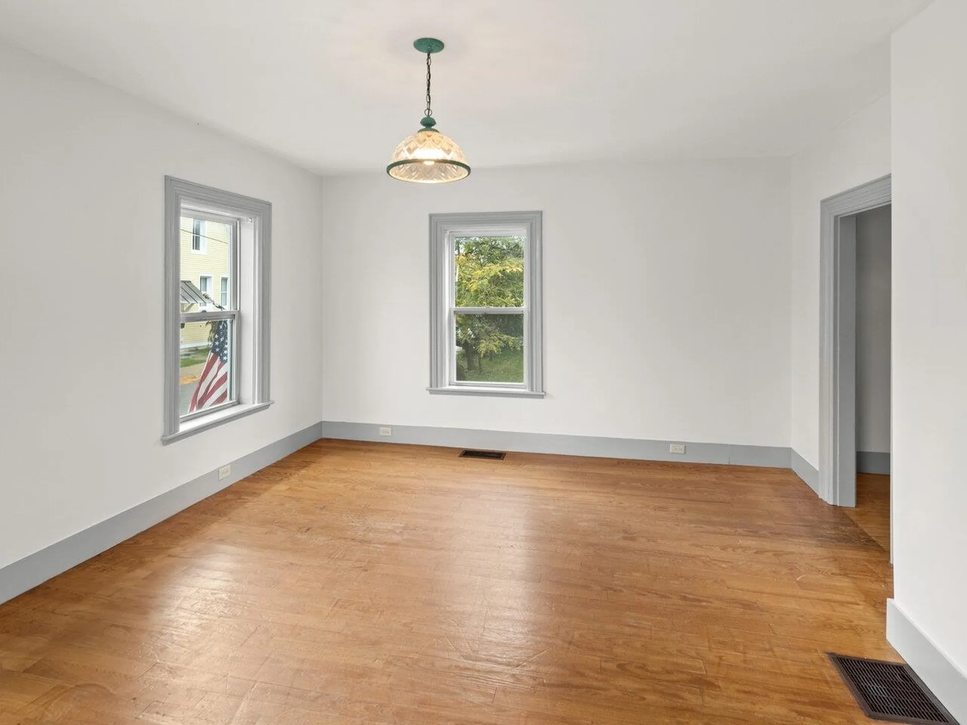 8 East Street Vergennes VT 05491