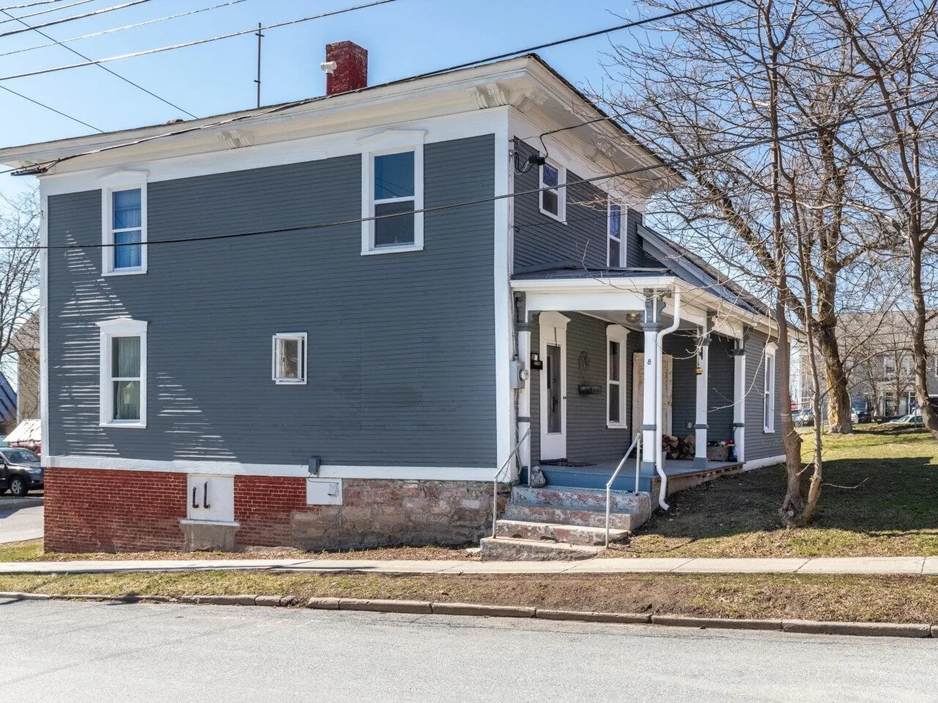 8 East Street Vergennes VT 05491