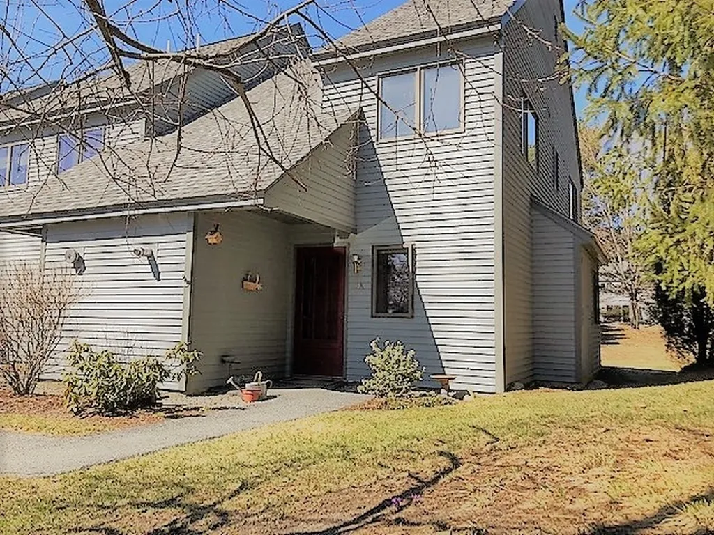 99 Heather Drive Hartford VT 05001