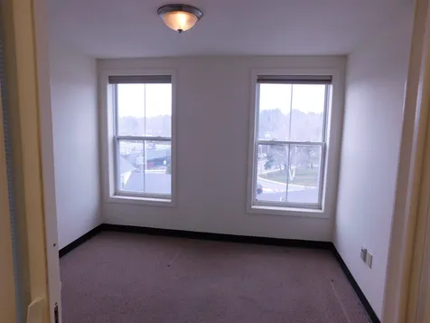 8 Jenkins Court Durham NH 03824
