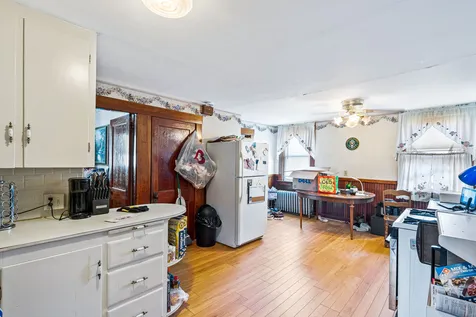 8-10 Morgan Street Nashua NH 03064
