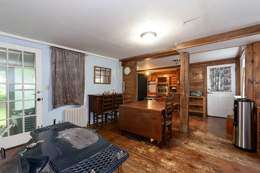 676 Abbot Hill Road Wilton NH 03086