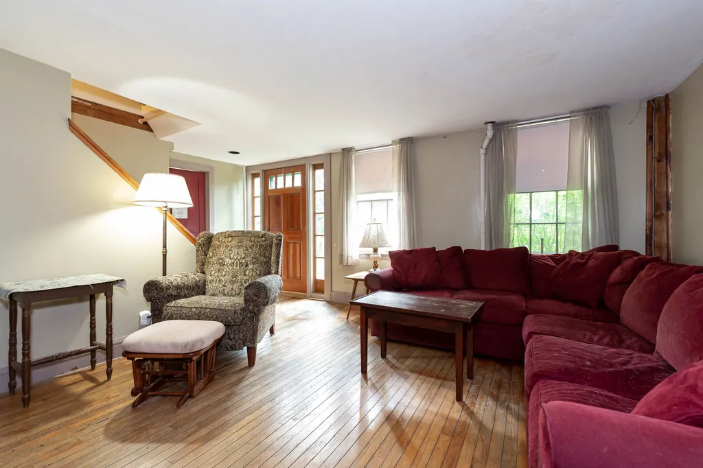 676 Abbot Hill Road Wilton NH 03086