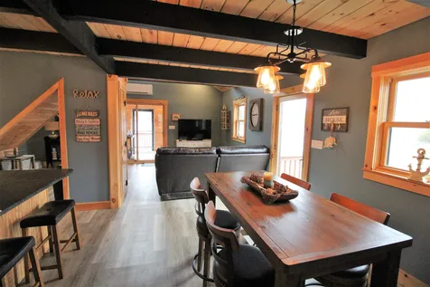 13 Fox Road Middleton NH 03887