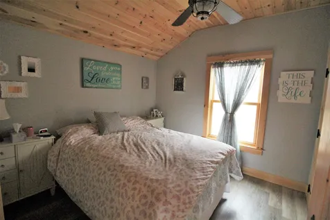 13 Fox Road Middleton NH 03887