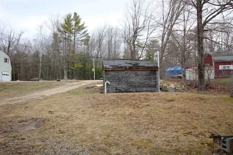 13 Fox Road Middleton NH 03887
