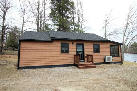 13 Fox Road Middleton NH 03887