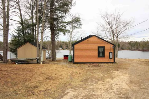 13 Fox Road Middleton NH 03887
