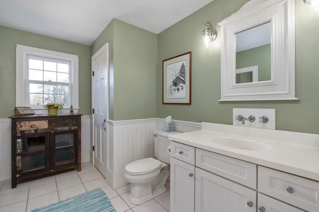 38 Mckone Lane Dover NH 03820