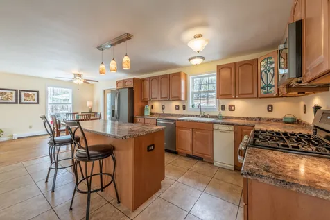 186 Old Province Road Newbury NH 03255