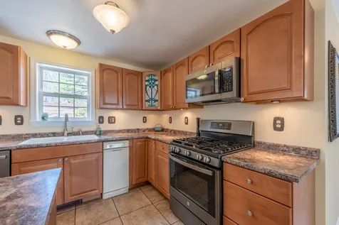 186 Old Province Road Newbury NH 03255