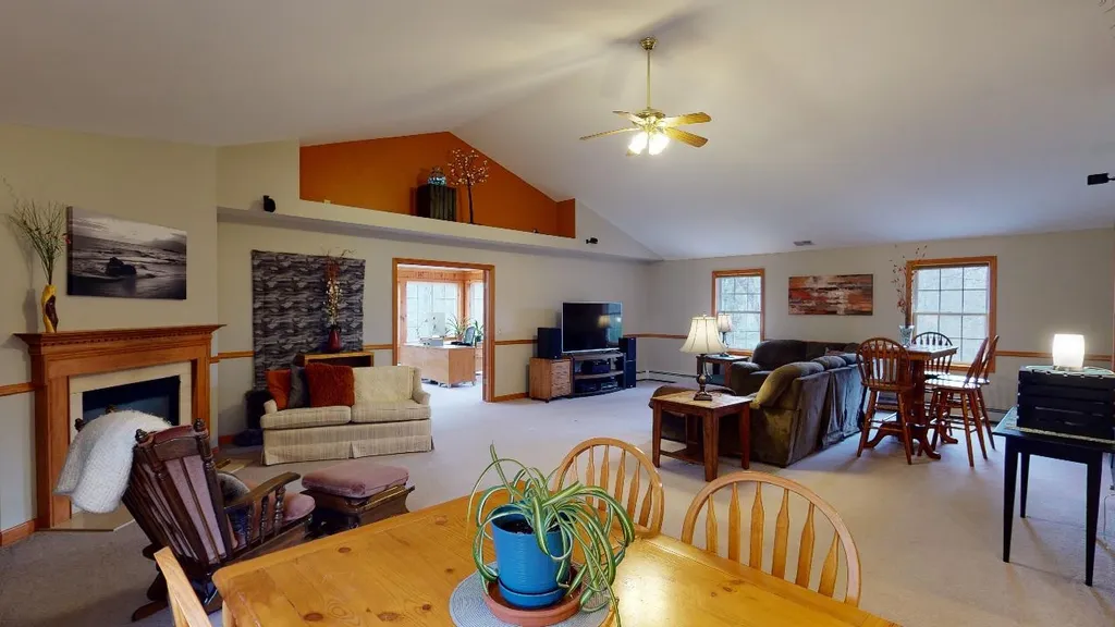 74 Curtisville Road Concord NH 03301