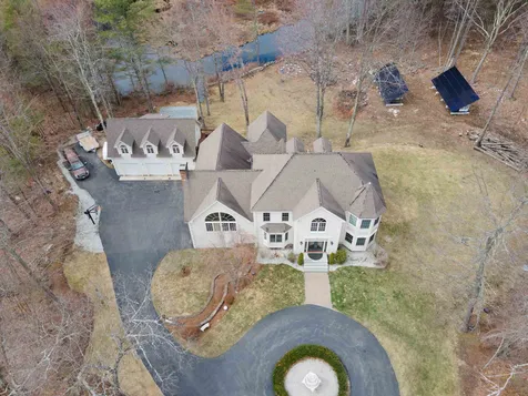 4 Birchview Drive Dunbarton NH 03046