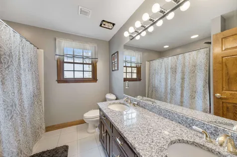 4 Birchview Drive Dunbarton NH 03046