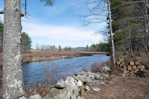 4 Birchview Drive Dunbarton NH 03046