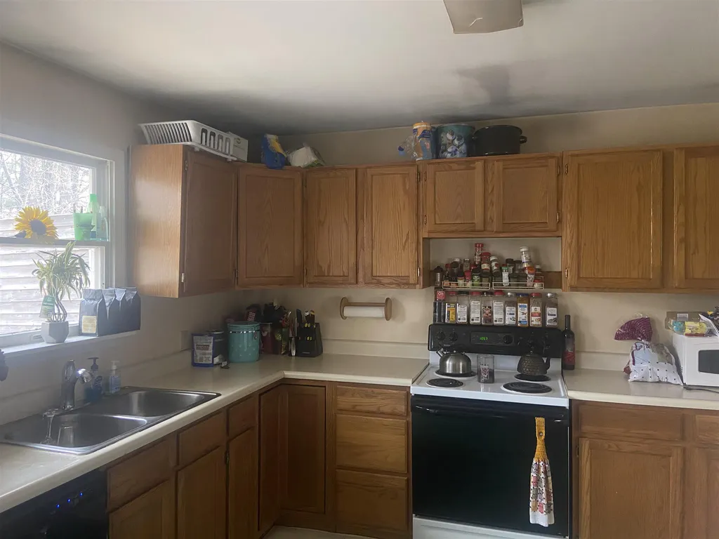 86-88 Kriskarli Drive Hartford VT 05088