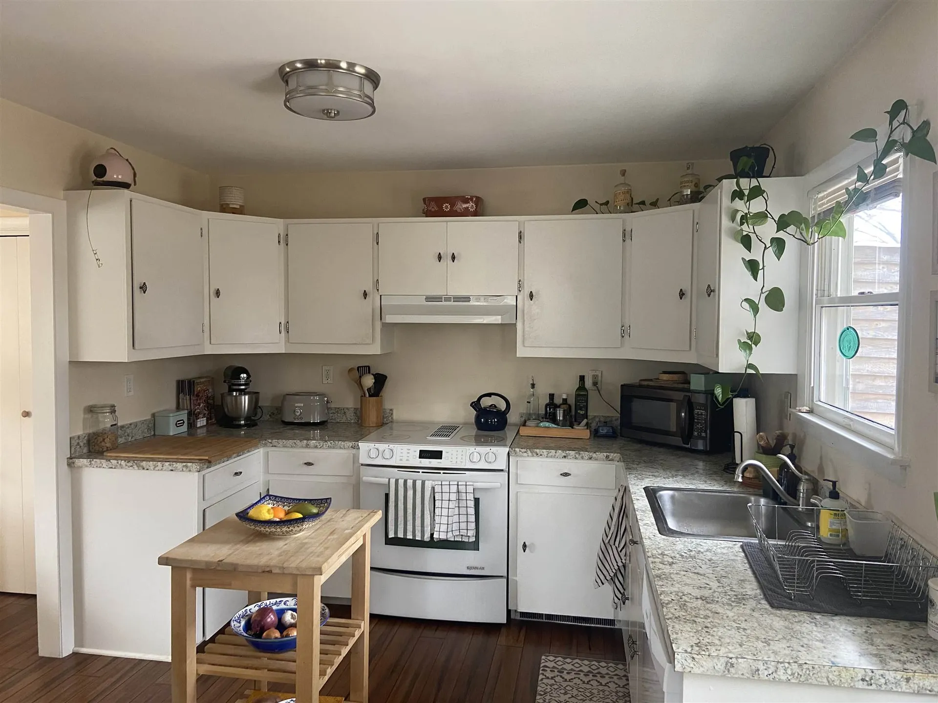 86-88 Kriskarli Drive Hartford VT 05088