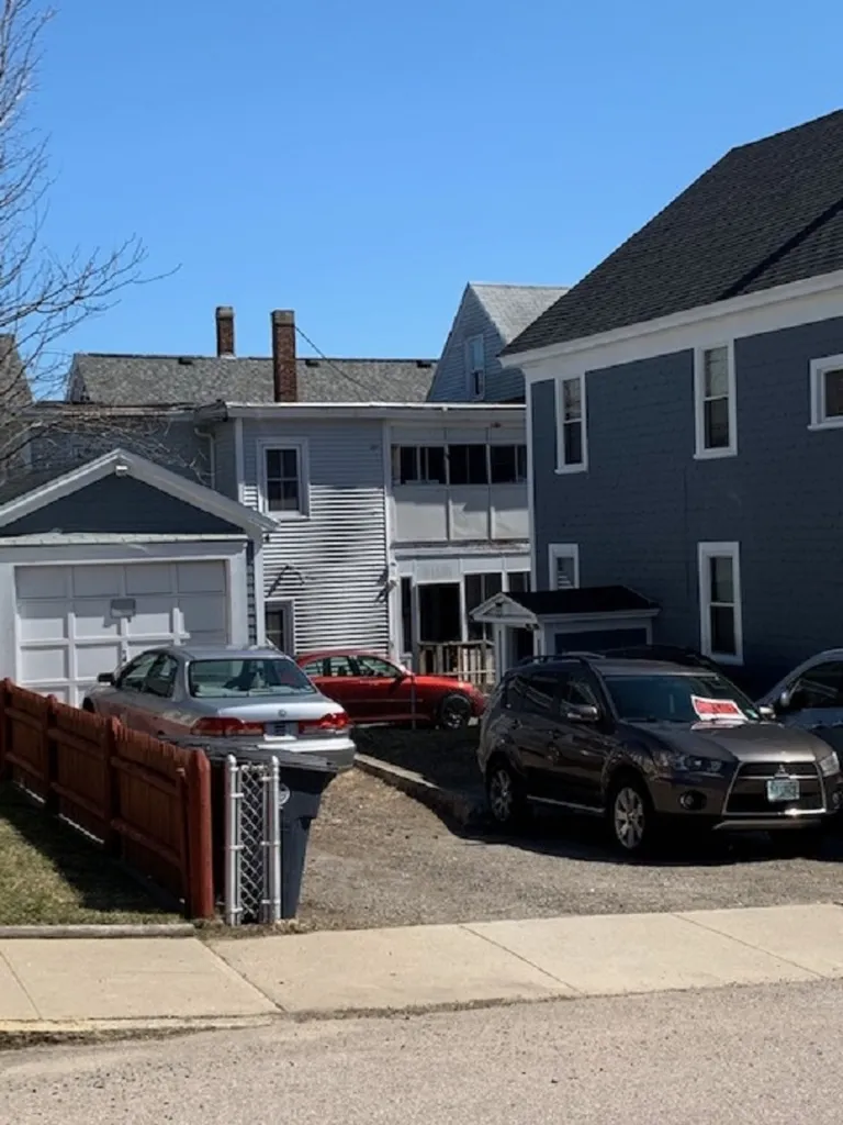 21 Cross Street Nashua NH 03064