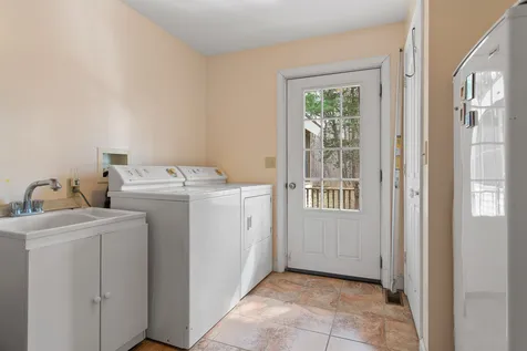 76 Wallis Road Rye NH 03870
