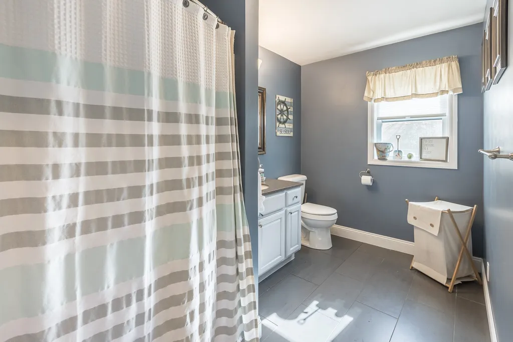 21 Sportsmen Cove Hartland VT 05048
