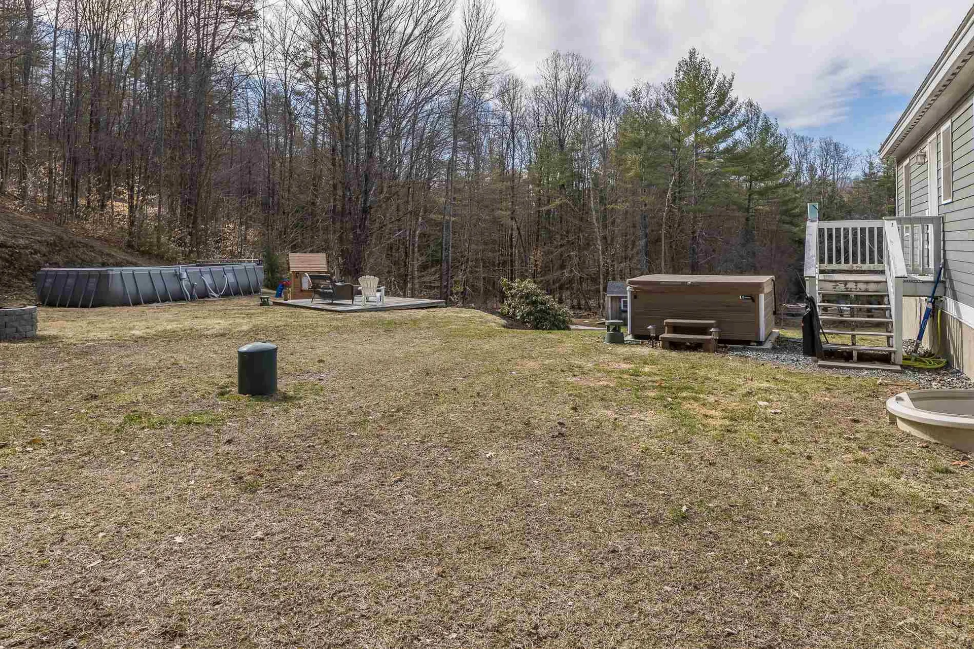 21 Sportsmen Cove Hartland VT 05048