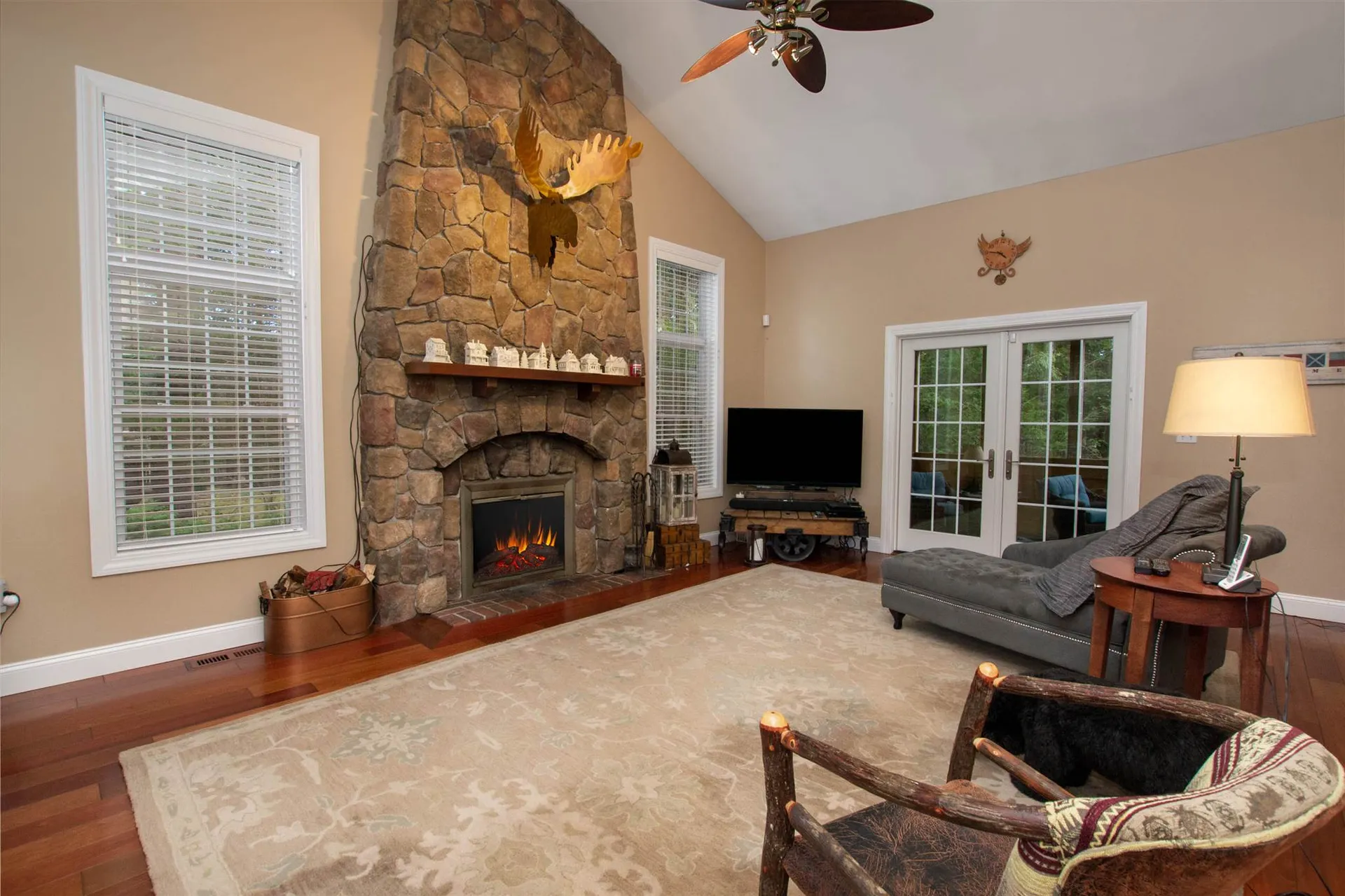 11 Captains Way Exeter NH 03833-4563