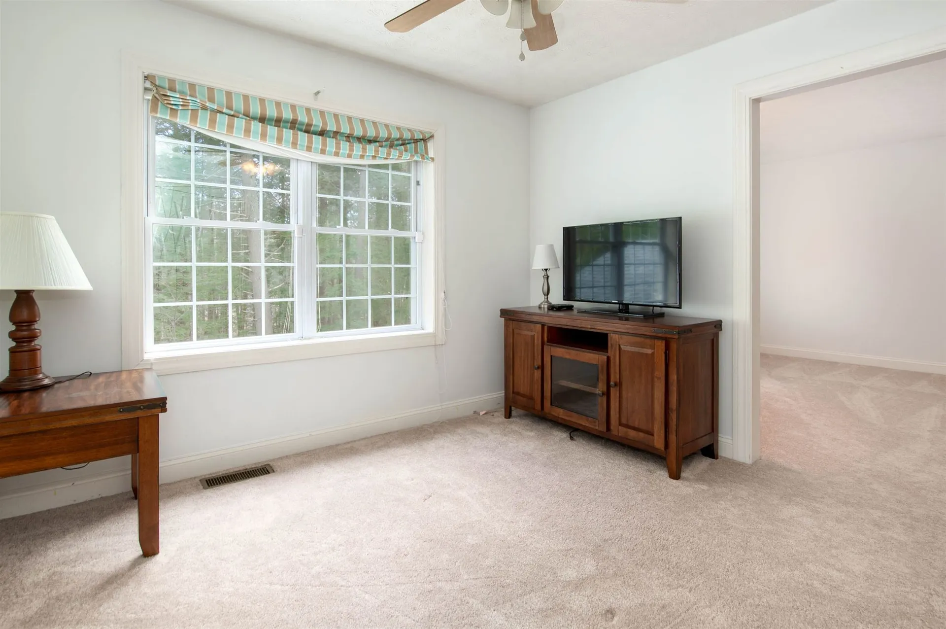 11 Captains Way Exeter NH 03833-4563