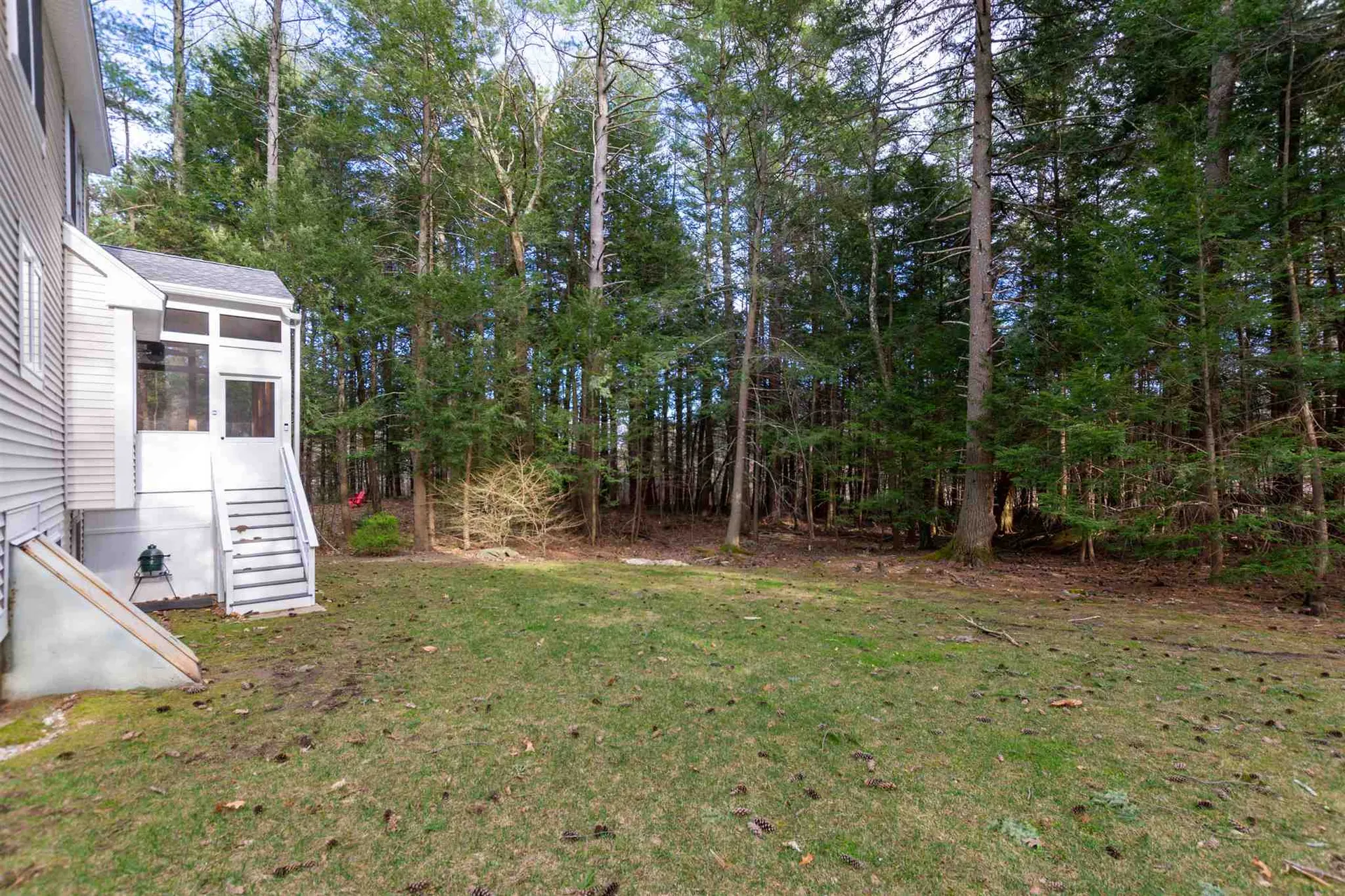 11 Captains Way Exeter NH 03833-4563