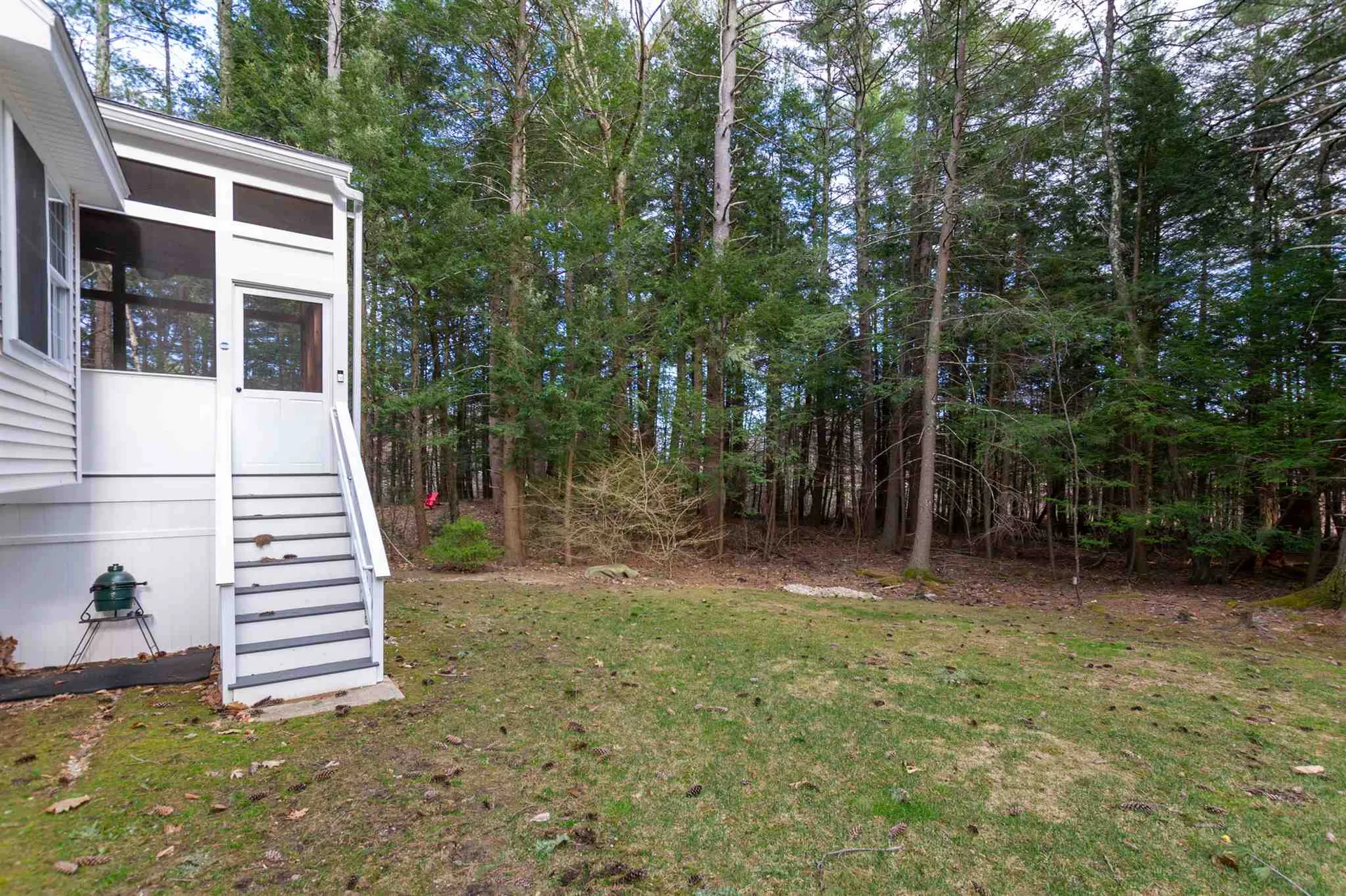 11 Captains Way Exeter NH 03833-4563