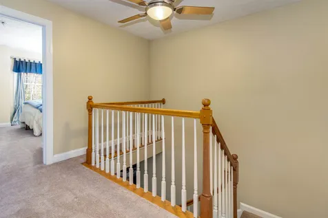 11 Captains Way Exeter NH 03833-4563