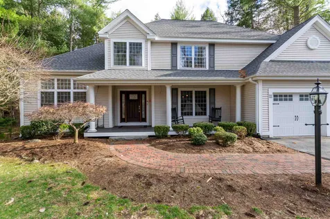 11 Captains Way Exeter NH 03833-4563