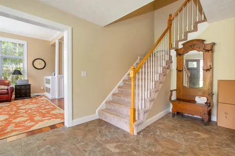 11 Captains Way Exeter NH 03833-4563