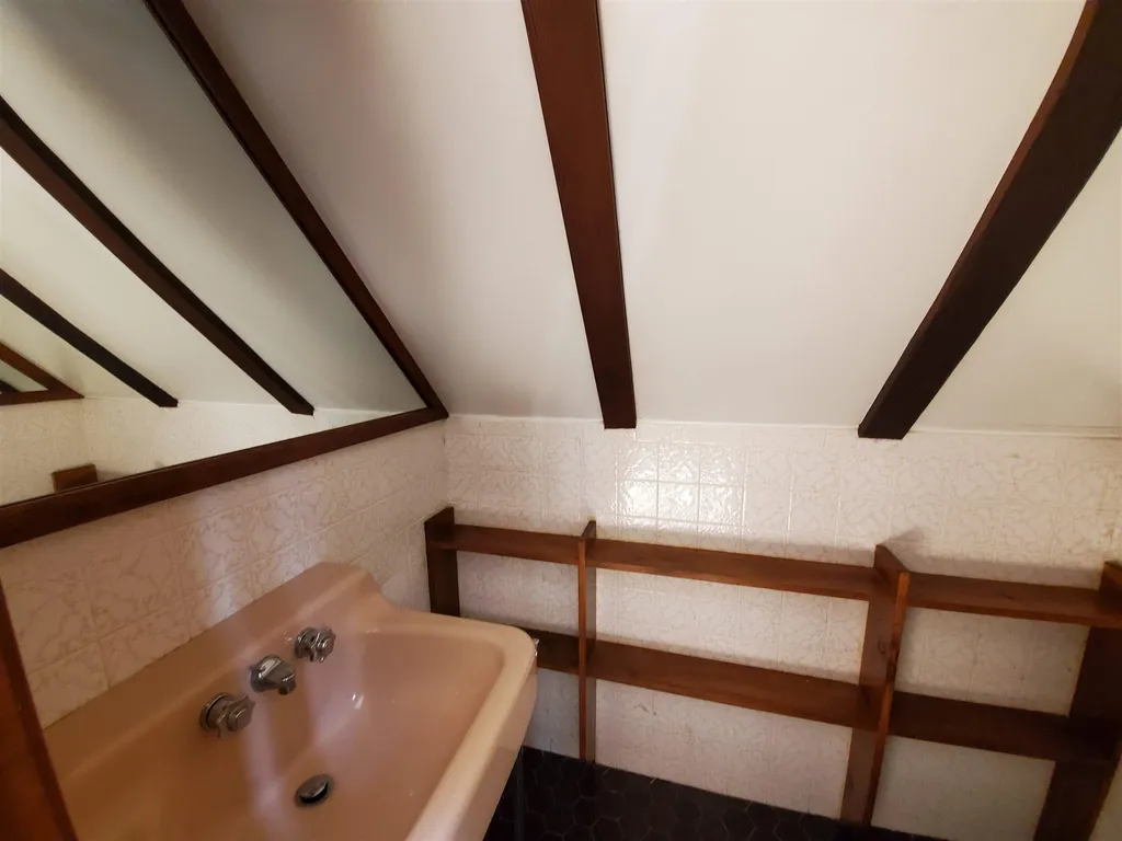 1144 Goose Pond Road Canaan NH 03741