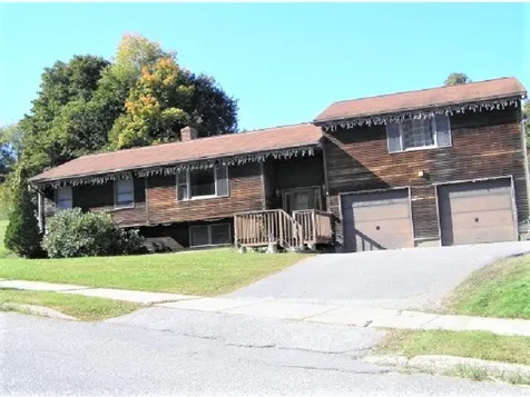 16 Nel Mar Heights Claremont NH 03743