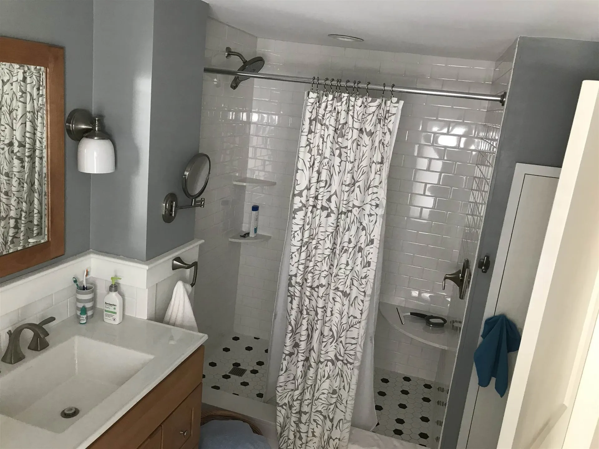 11 Maple Street Exeter NH 03833