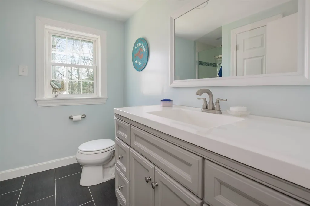 31 Great Hill Drive Newmarket NH 03857