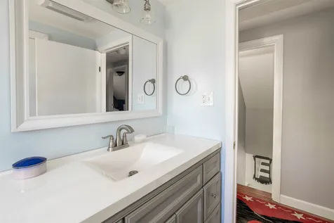 31 Great Hill Drive Newmarket NH 03857