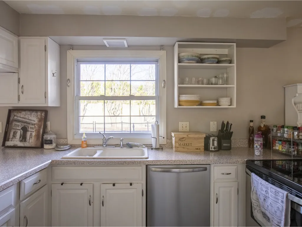 67 Barrett Street South Burlington VT 05403