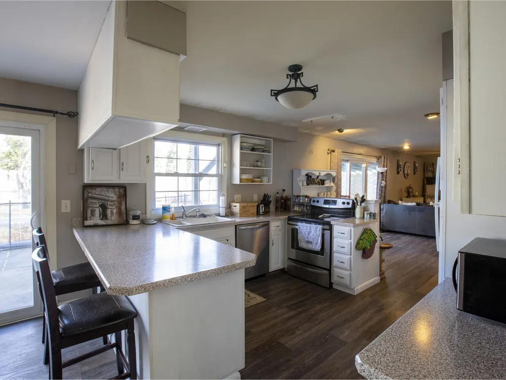 67 Barrett Street South Burlington VT 05403