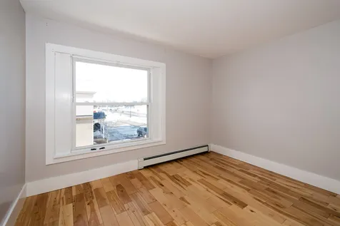 61 Hanson Street Rochester NH 03867