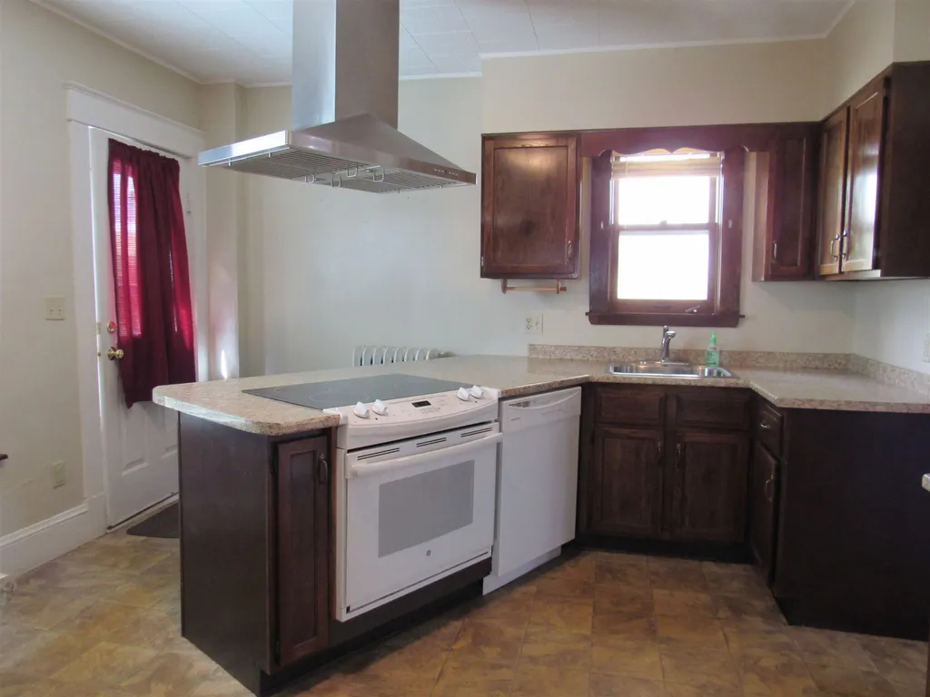 587 2nd Avenue Berlin NH 03570