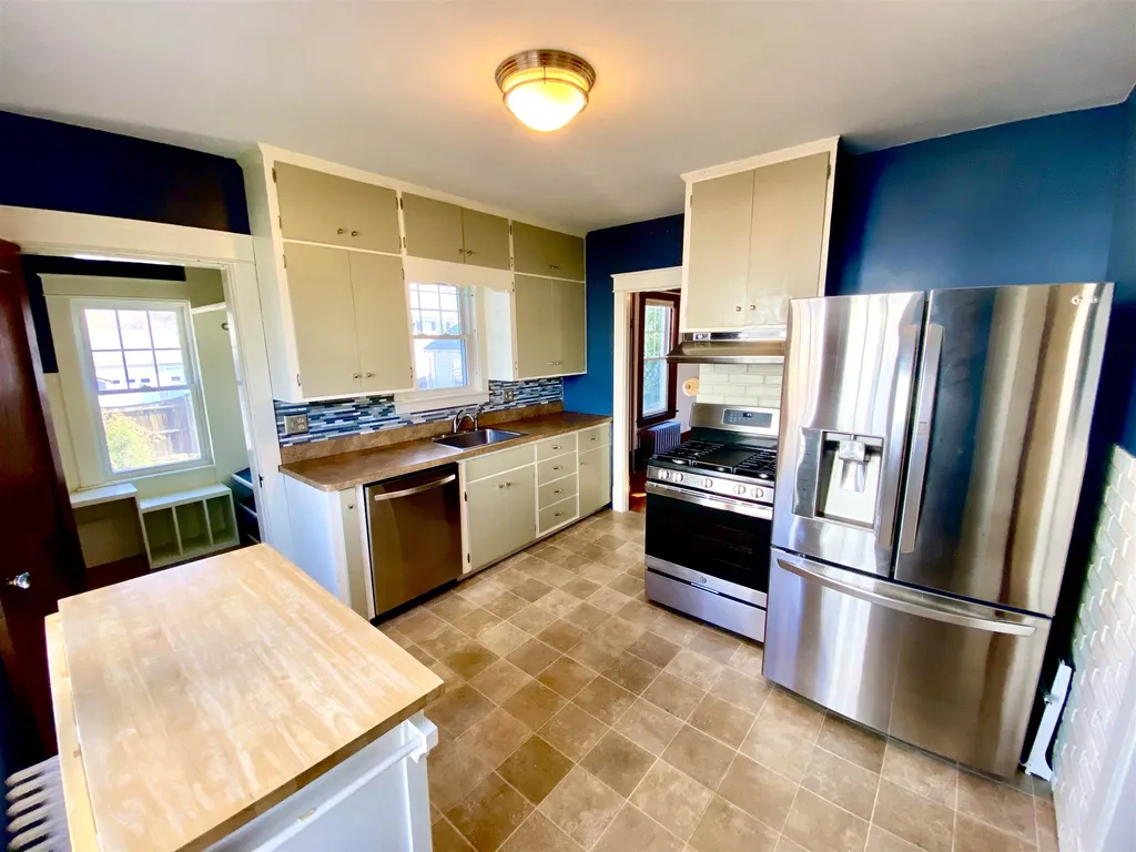 69 Hill Street Dover NH 03820