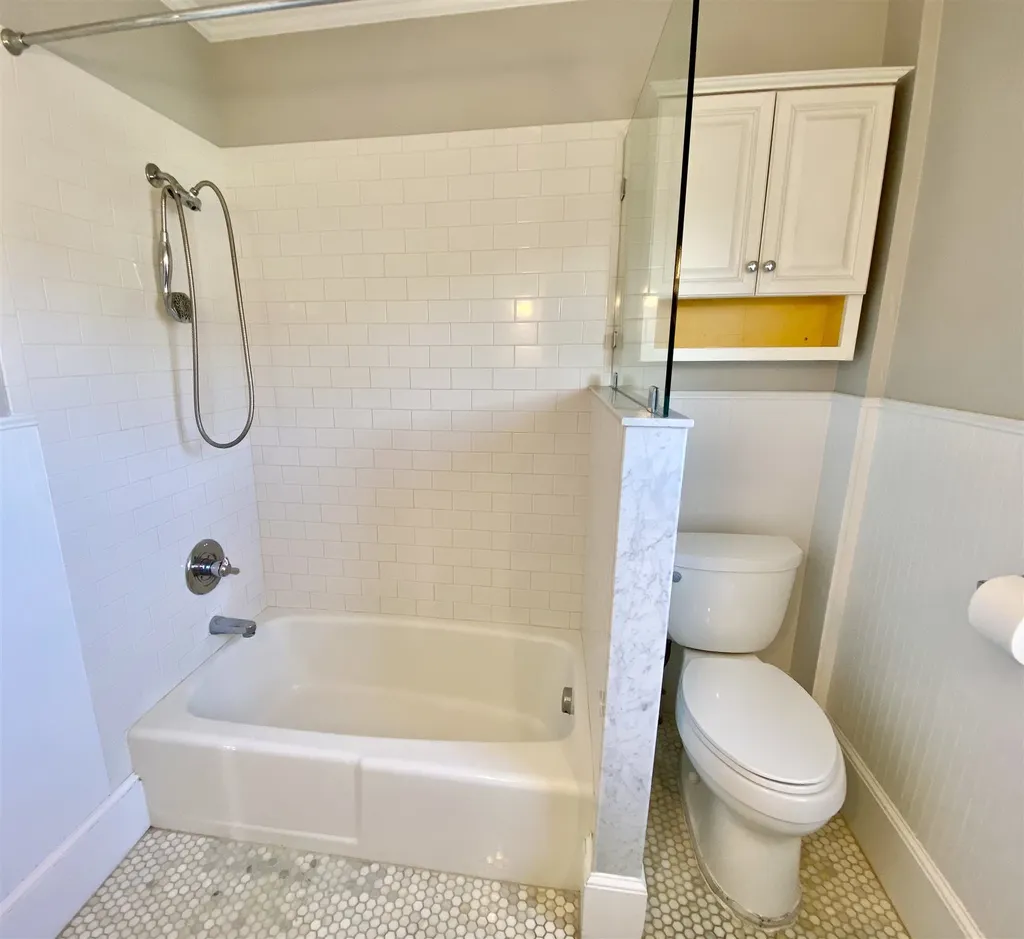 69 Hill Street Dover NH 03820