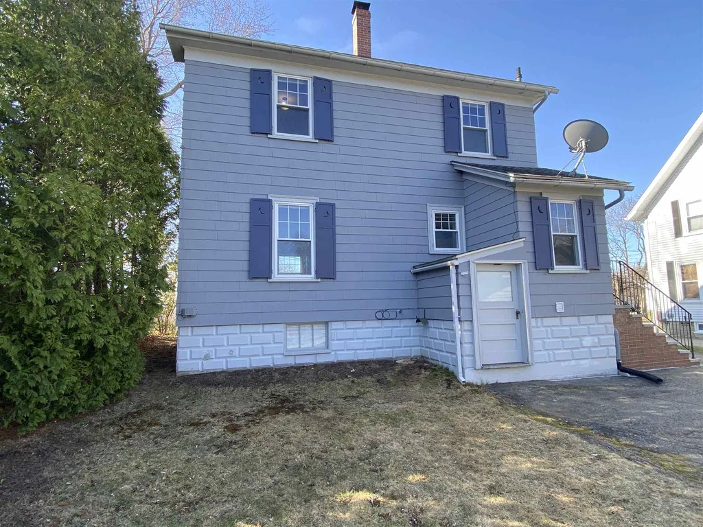 69 Hill Street Dover NH 03820