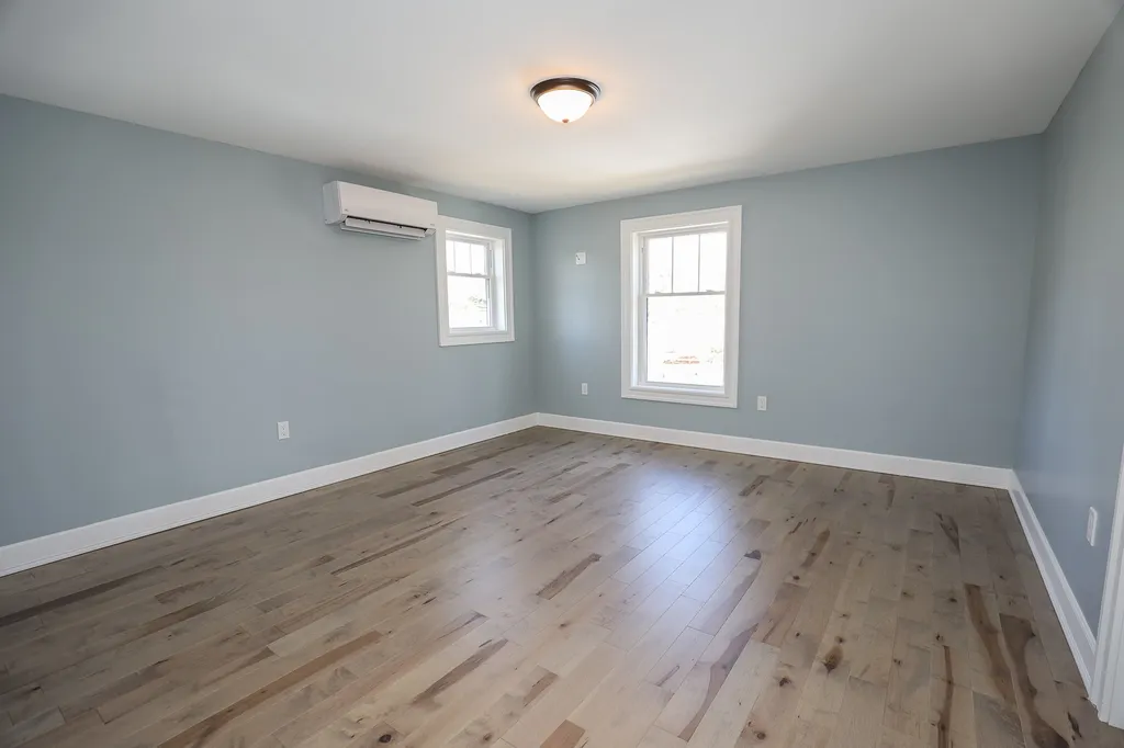 997 Laconia Road Tilton NH 03276