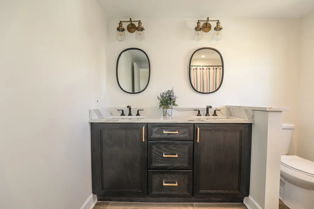 997 Laconia Road Tilton NH 03276