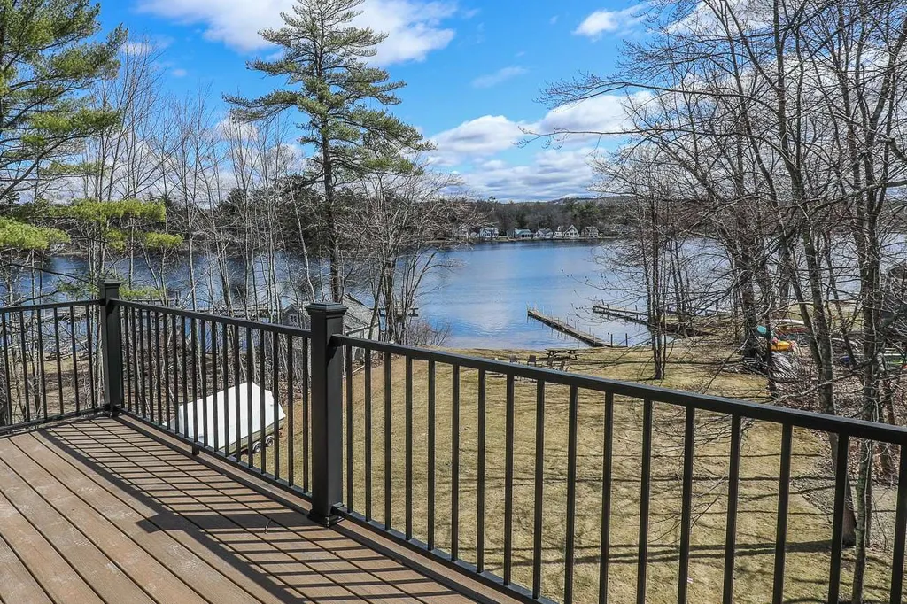 997 Laconia Road Tilton NH 03276