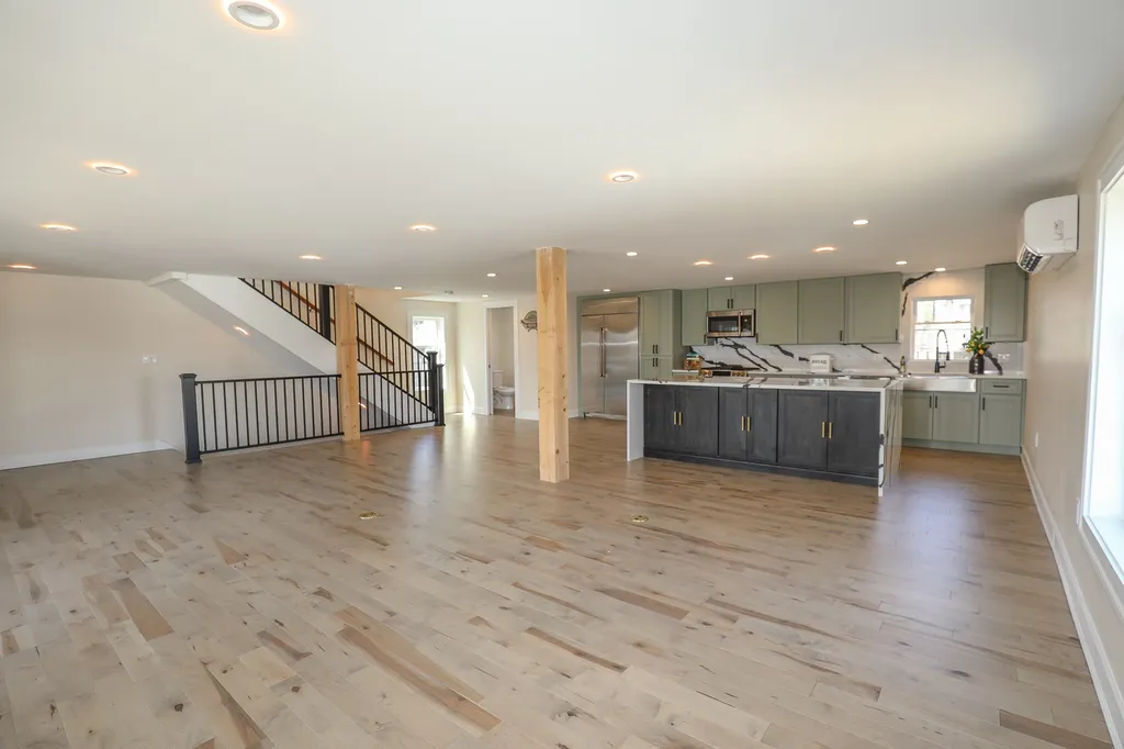 997 Laconia Road Tilton NH 03276